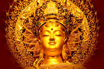 The head of a golden statue surrounded by a golden nimbus