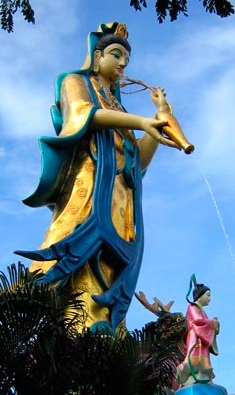 Hail Mary full of Grace – Kuan Yin distributes graces